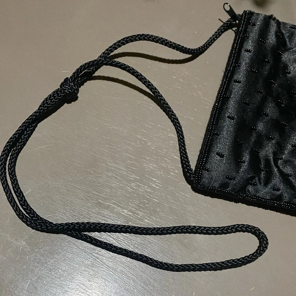 Black Floral Beaded Evening/Shoulder Bag - Picture 4 of 12